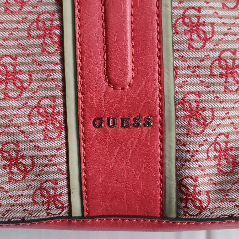 Guess Coral Logo Fabric/Faux Leather Shoulder Bag - Picture 3 of 14